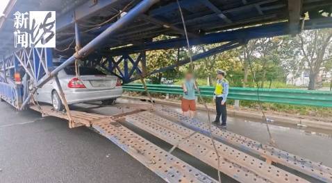 巴黎圣日耳曼v博塔福格RJ _上海高速惊现52米“贪吃车”巴黎圣日耳曼v博塔福格RJ ！民警惊了：你这不是火车啊！