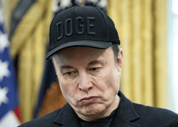 皇冠信用网登3_最后通牒已下皇冠信用网登3，马斯克对2.5亿人发誓，誓要让特朗普付出惨痛代价