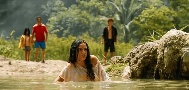 皇冠登3新2管理_两天破亿！观众边骂边看的《侏罗纪世界：重生》皇冠登3新2管理，为何还是暑期档票房收割机？