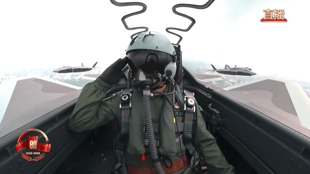 肖国栋vs加里.威尔逊_歼-20S、歼-15DT、歼-35……震撼亮相肖国栋vs加里.威尔逊！