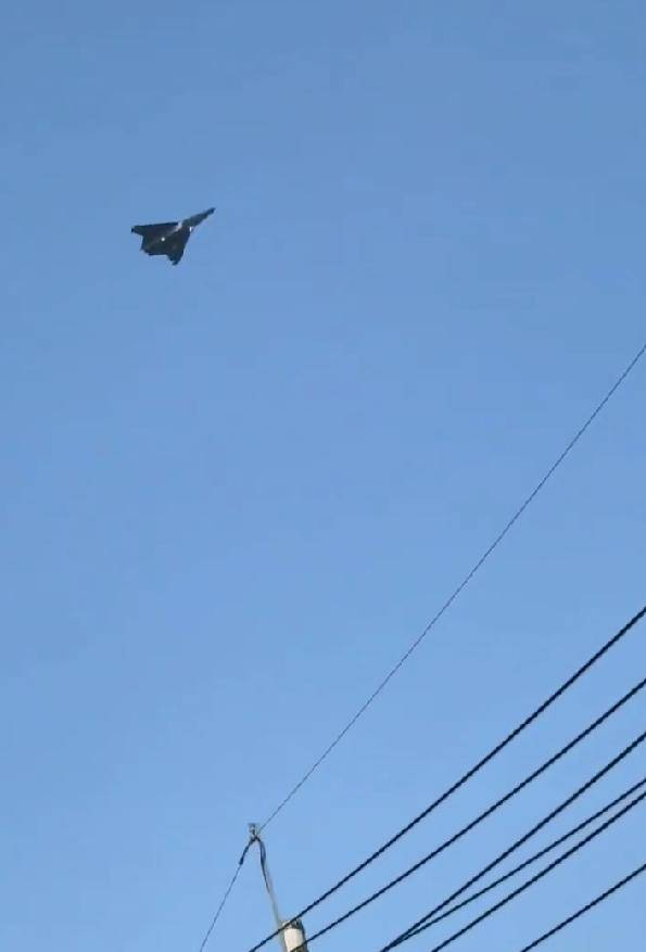 怎么注册皇冠信用盘_无空速管怎么注册皇冠信用盘，疑似第二架歼-50：美国精神胜利法，新六代机东亚决战