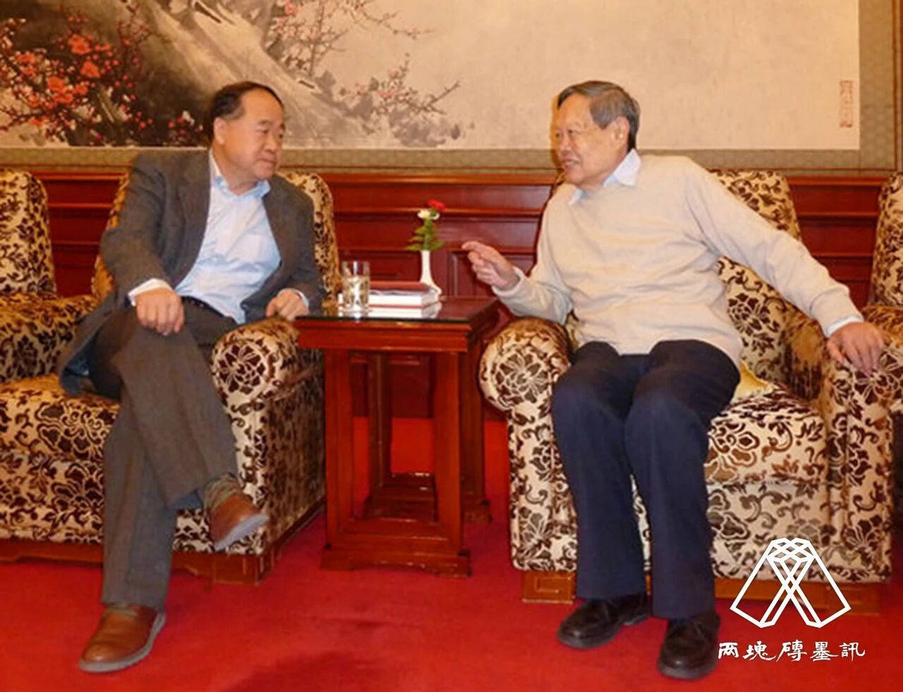 皇冠信用网开户_窑变｜莫言悼杨振宁皇冠信用网开户，写了一首诗：先生原本仙乡客……