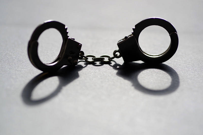 皇冠足球平台代理
_25岁男子欲出售父亲房产整容当网红皇冠足球平台代理
,被说教后20多刀弑父 曾遭父亲家暴,获无期徒刑