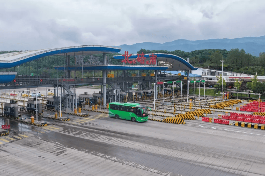 皇冠信用網_区划调整后皇冠信用網，重庆北碚区委书记、区长用两天时间调研新划入5镇