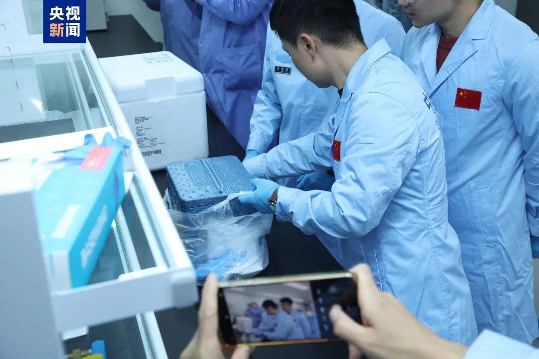 皇冠信用网会员_带回近100斤太空特产皇冠信用网会员！已交付科学家