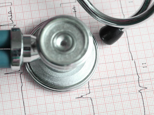 皇冠信用网代理_男子与情人发生关系后当晚同居猝死皇冠信用网代理，家属索赔37万！一审判情人补偿3万元抚慰金