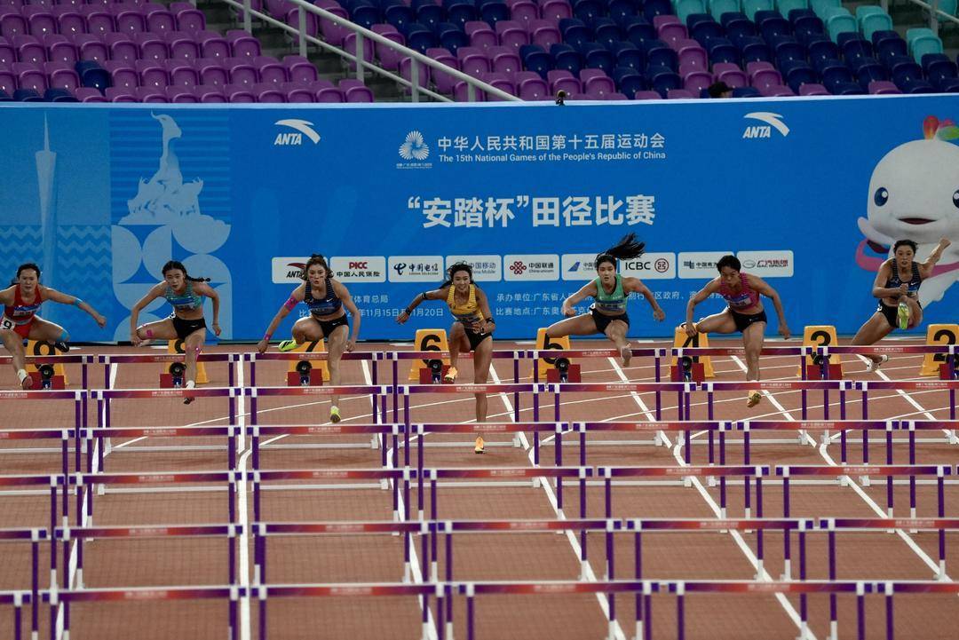 皇冠信用网登3代理_差0.04秒皇冠信用网登3代理，吴艳妮再获全运会100米栏银牌 她说：不确定还有没有下一届全运会