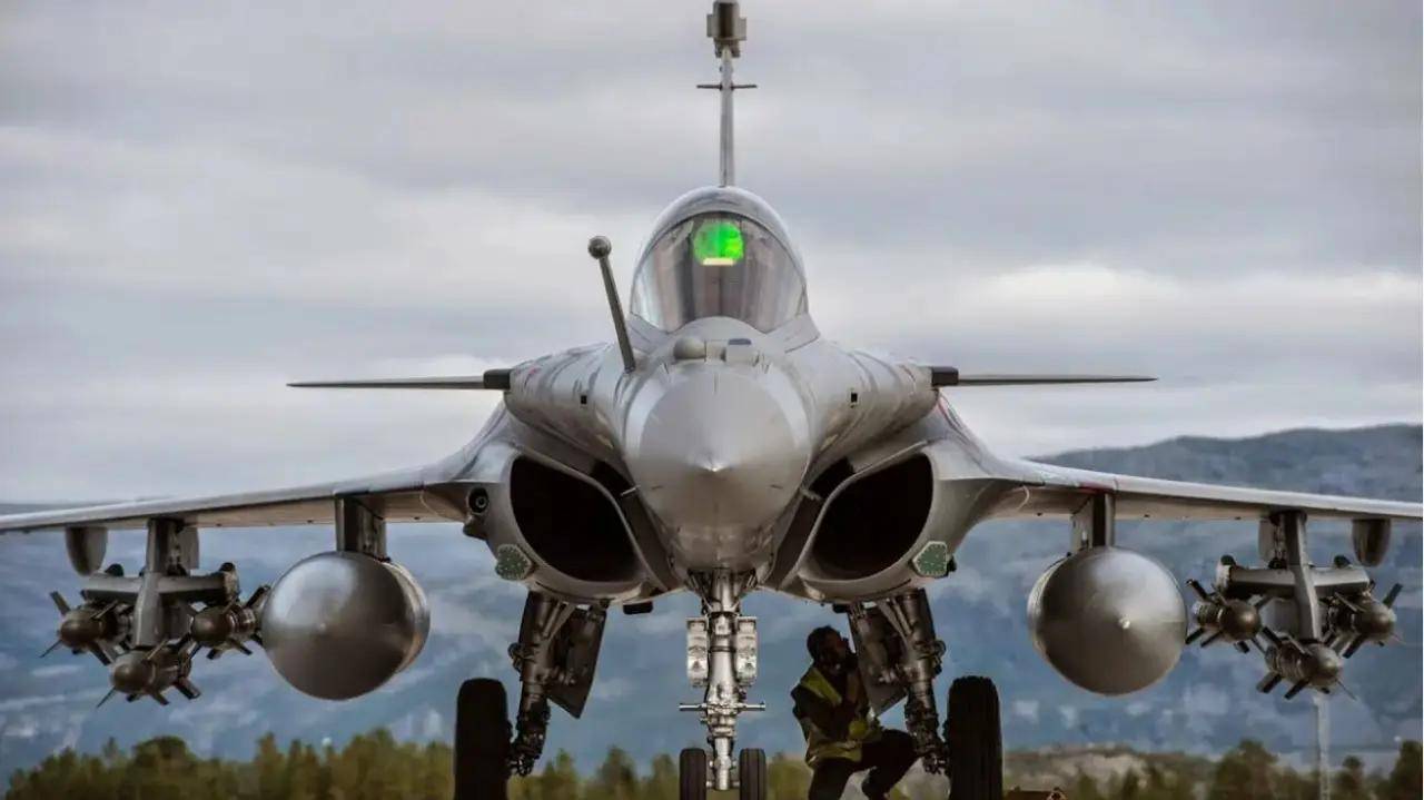 皇冠信用網代理注册_苏35在埃及惨败皇冠信用網代理注册！俄媒破防：输给了被中巴造“米格21”击落的阵风