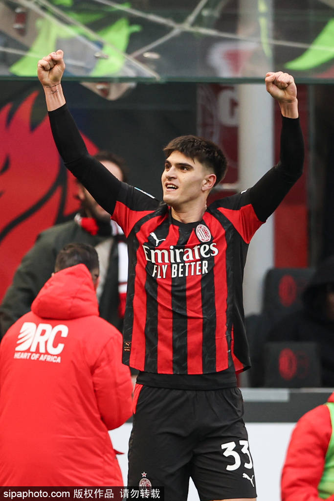 皇冠信用网登3代理_米兰转会动态:塔雷与里斯蒂奇会面皇冠信用网登3代理,DV9转会成焦点