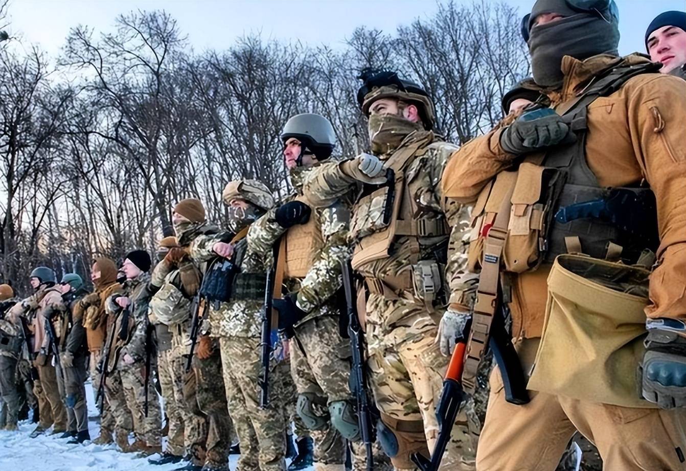 皇冠信用网怎么开户_乌怒斥俄不讲武德皇冠信用网怎么开户，顿巴斯居民参战换免债，基辅痛失控制权陷困境