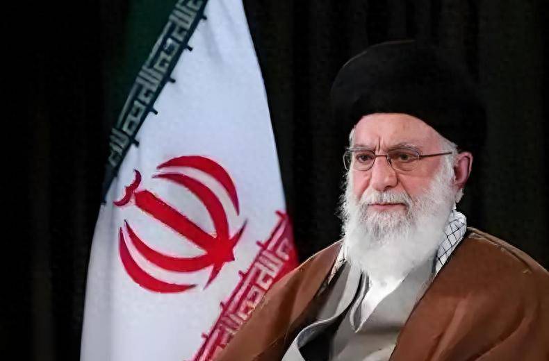 皇冠信用网代理出租_伊朗内部乱了！美国以色列公开支持伊朗人上街皇冠信用网代理出租，哈梅内伊被催下台，巴列维想回归