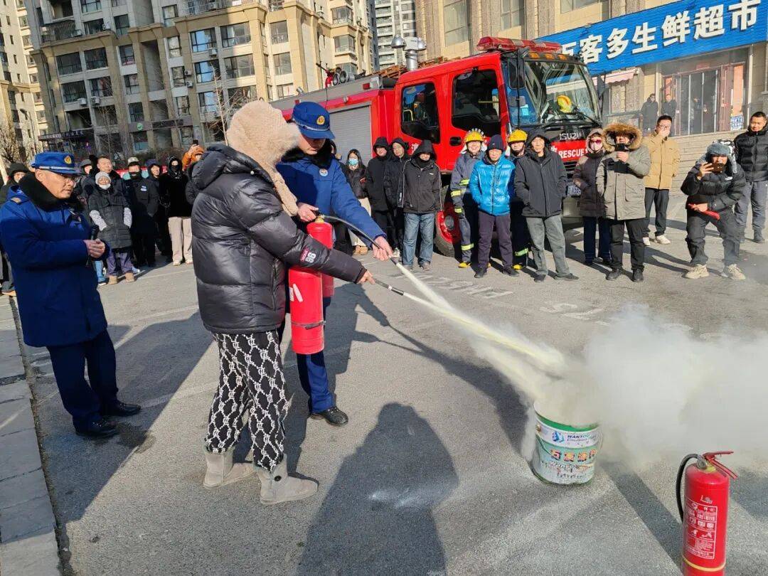 皇冠app_【高层建筑专项整治】大连市金普新区持续开展高层建筑隐患排查整治行动