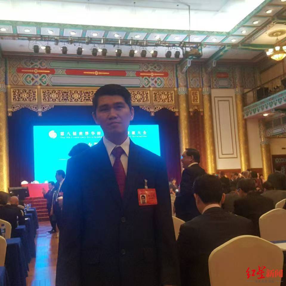 皇冠信用网登1_马杜罗被强掳3天后的委内瑞拉:货币贬值10%皇冠信用网登1,假消息满天飞,有人选择逃离