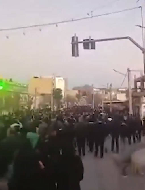 世界杯皇冠信用网代理_英媒称:伊朗抗议席卷全国一半省份世界杯皇冠信用网代理,至少36人死亡