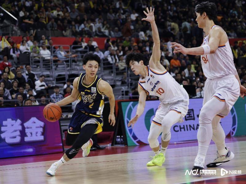 皇冠登2代理_广东男篮主场完败于上海皇冠登2代理，杜锋：命中率太低，不该随便放松
